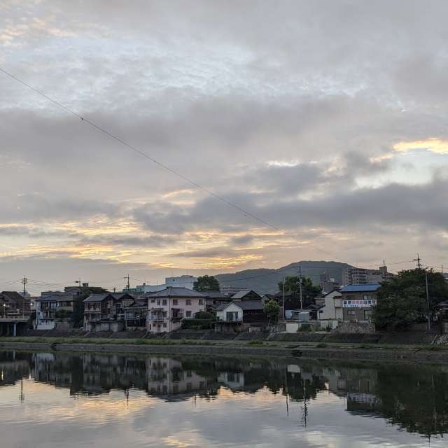 Cloudy. Weather forecasts with beautiful photos by あさのジジ Photos in Okayama