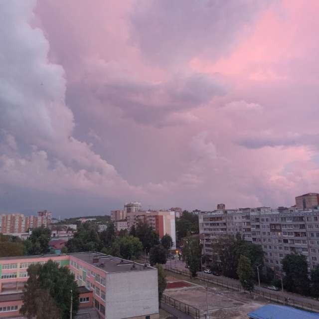 天气预报，带Tatyana Averkova精美的照片