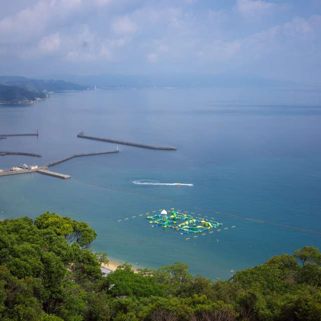 Weather forecasts with beautiful photos by Jonathan_Petrel
