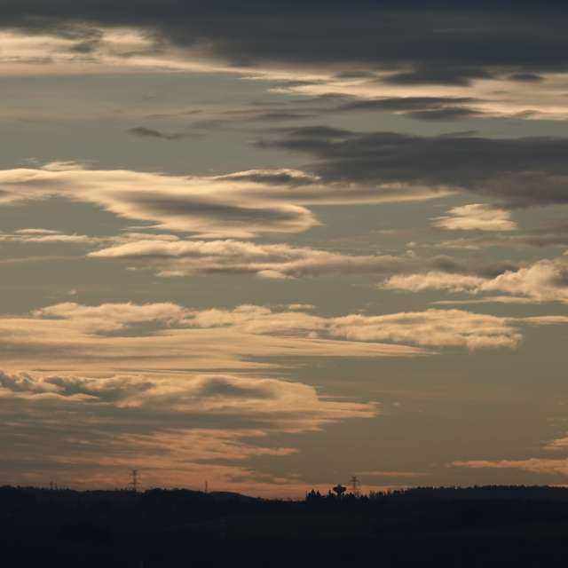 Fotos Nublado. Previsões do tempo com lindas fotos de Vasek325 em Praha 5