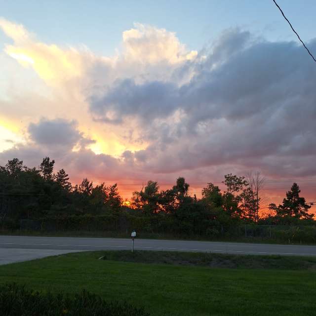 Clouds. Weather forecasts with beautiful photos by ccdn0630 Photos in Barrie