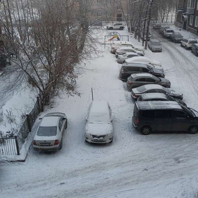 天气预报，带Михаил Бондаренко精美的照片