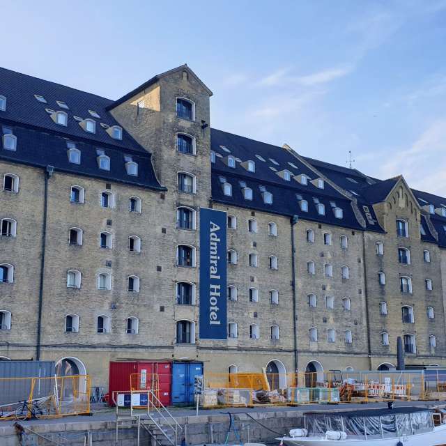 Weather forecasts with beautiful photos by Mircea