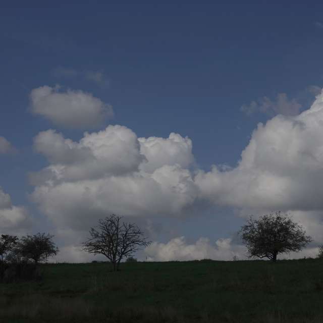 Fotos Colina. Previsões do tempo com lindas fotos de Vasek325 em Praha 5