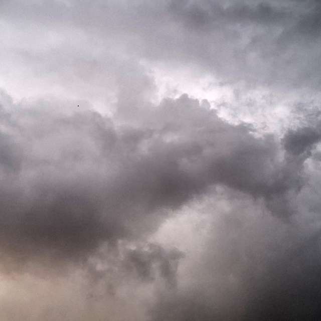 Sky. Weather forecasts with beautiful photos by Wen-ya Huang Photos in Kaohsiung City