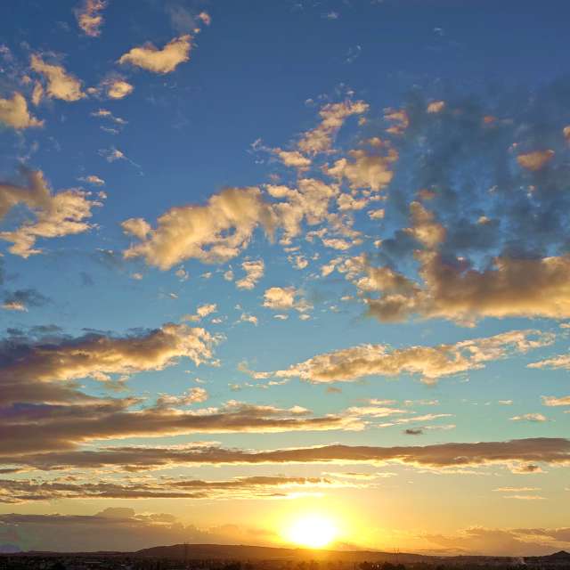 天气预报，带MSLidon精美的照片