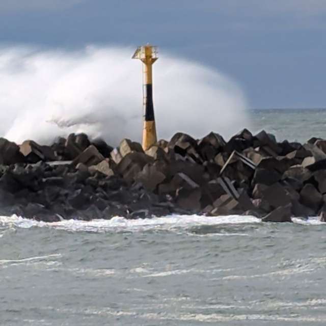 Weather forecasts with beautiful photos by xingudi