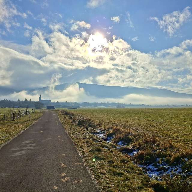 Weather forecasts with beautiful photos by steve2025s