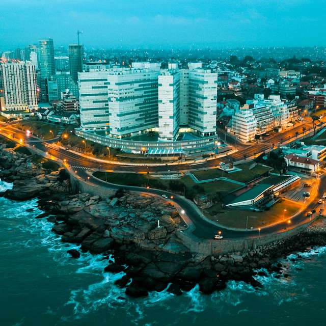 Weather forecasts with beautiful photos by marcelomdq