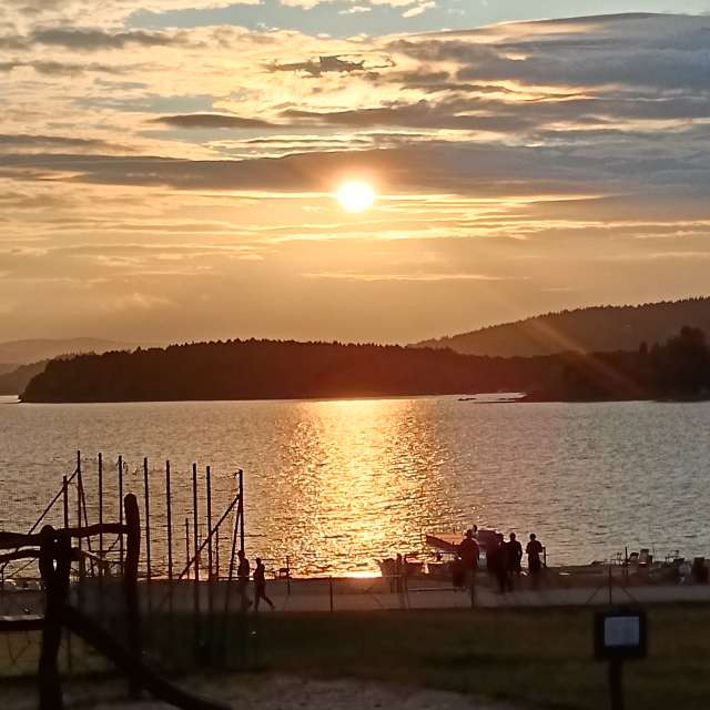 Sunset. Weather forecasts with beautiful photos by Kohoudan Photos in World