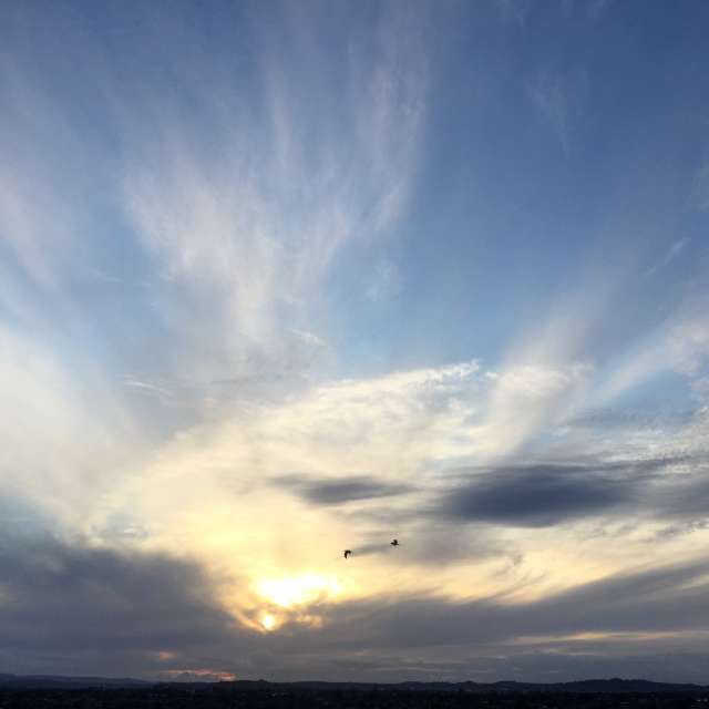 Cloudscapesの美しい写真による天気予報