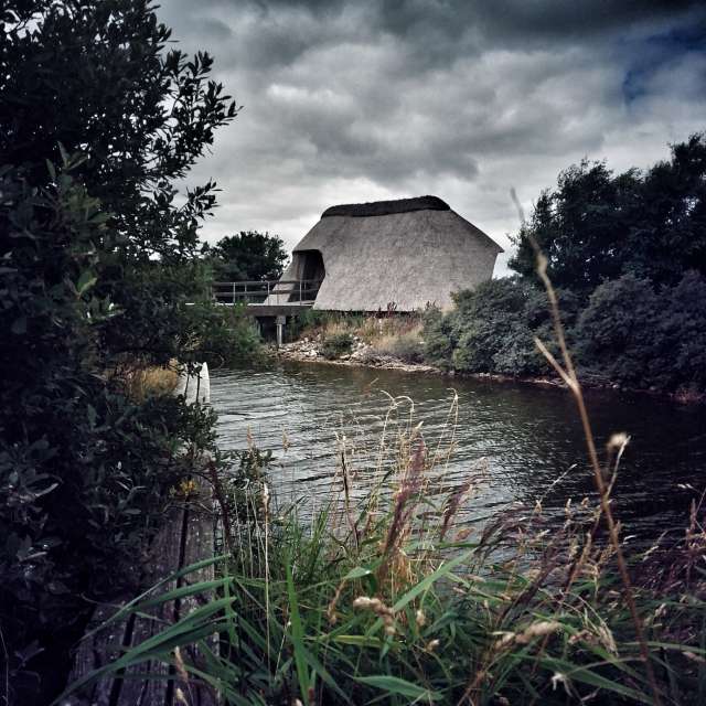 Weather forecasts with beautiful photos by Glasman