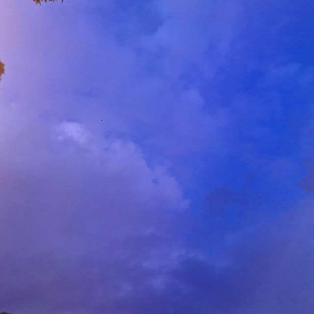 Sun. Weather forecasts with beautiful photos by Wen-ya Huang Photos in Kaohsiung City