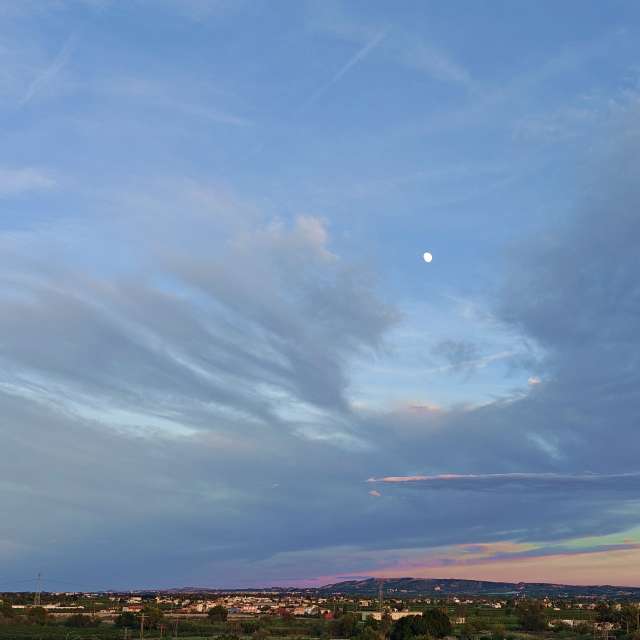 天气预报，带MSLidon精美的照片