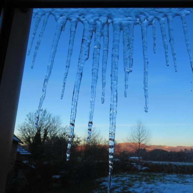 Weather forecasts with beautiful photos by MariePhotos