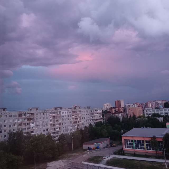 天气预报，带Tatyana Averkova精美的照片