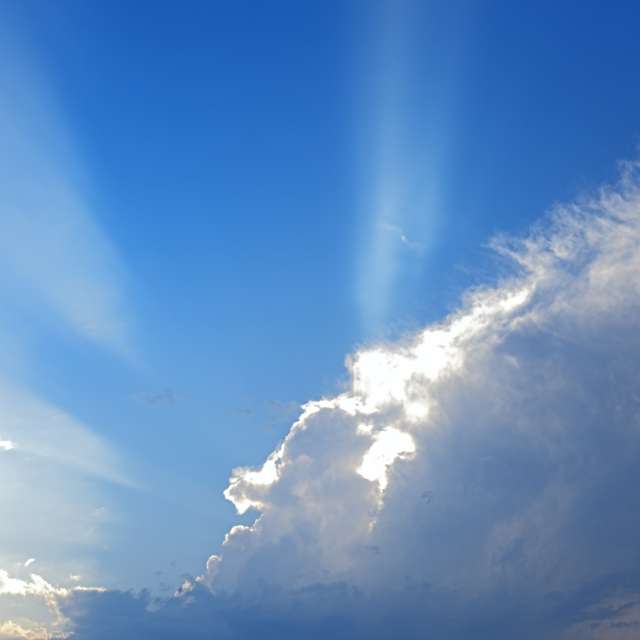 Prévisions météo avec de superbes photos de Traveling-Puma