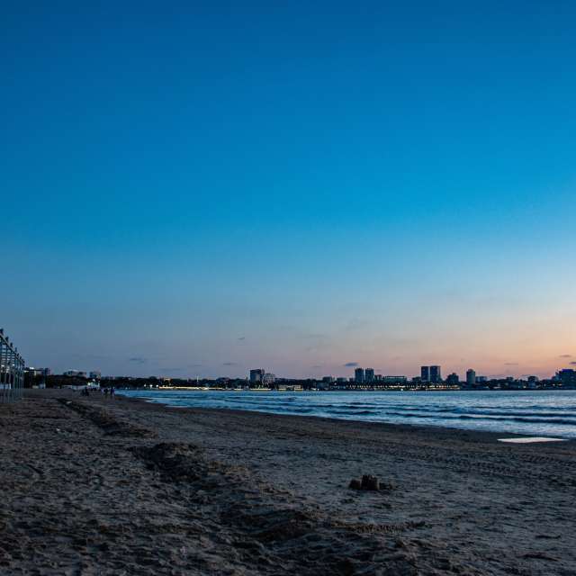 Weather forecasts with beautiful photos by GrgaP