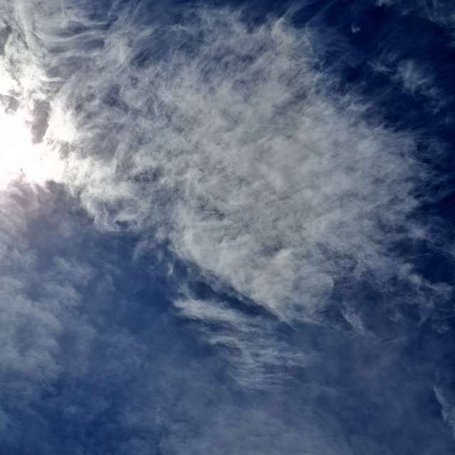 Track. Weather forecasts with beautiful photos by Wen-ya Huang Photos in Kaohsiung City