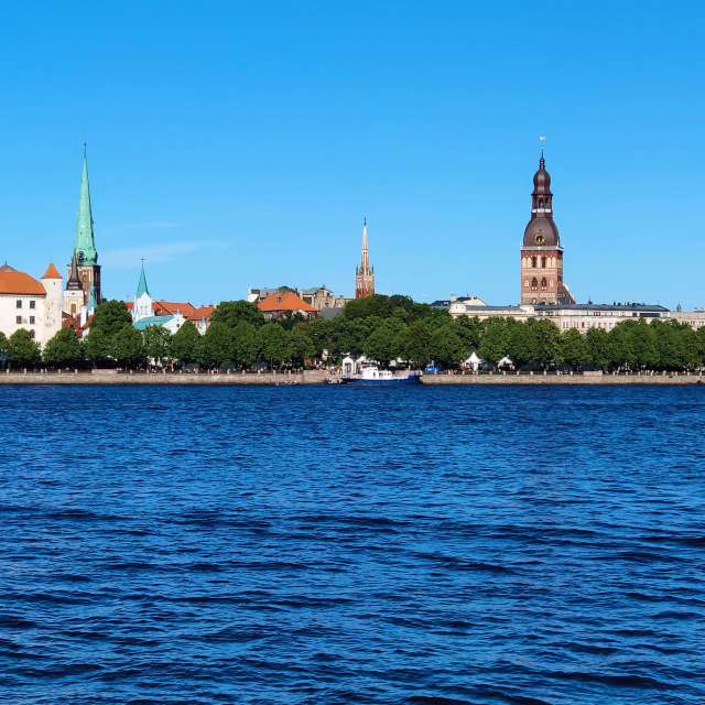 Sitzung. Wettervorhersagen mit schönen Fotos von newgen Fotos Riga