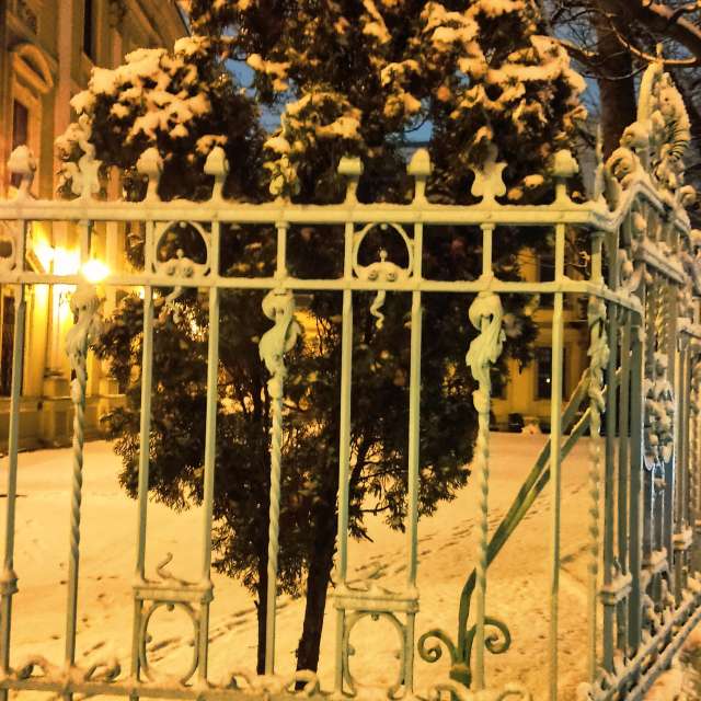 Weather forecasts with beautiful photos by VersusPoint