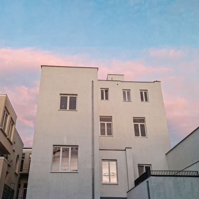 NASTIAの美しい写真による天気予報