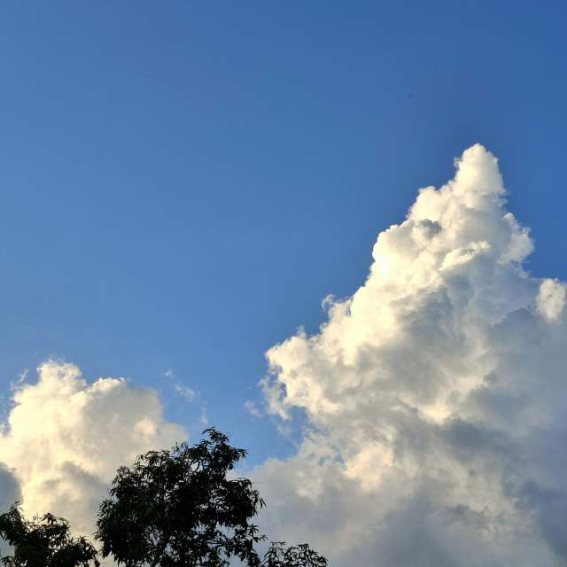 Fotos Nuvens. Previsões do tempo com lindas fotos de Wen-ya Huang em Kaohsiung City