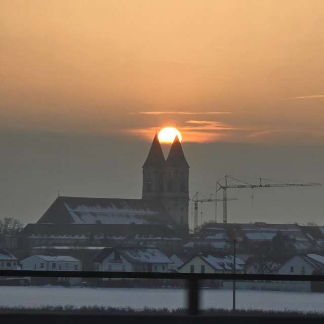 Helaの美しい写真による天気予報