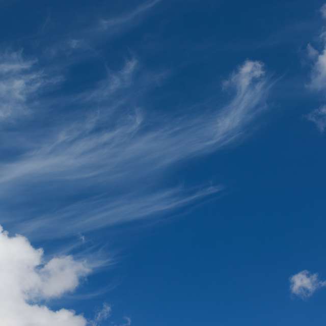 Weather forecasts with beautiful photos by Amiras