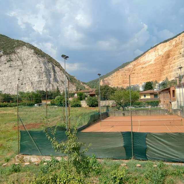 Weather forecasts with beautiful photos by Emanuele Manu Ventura