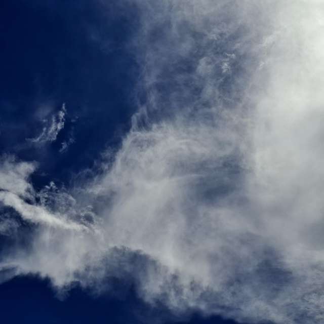 Dark. Weather forecasts with beautiful photos by Wen-ya Huang Photos in Kaohsiung City