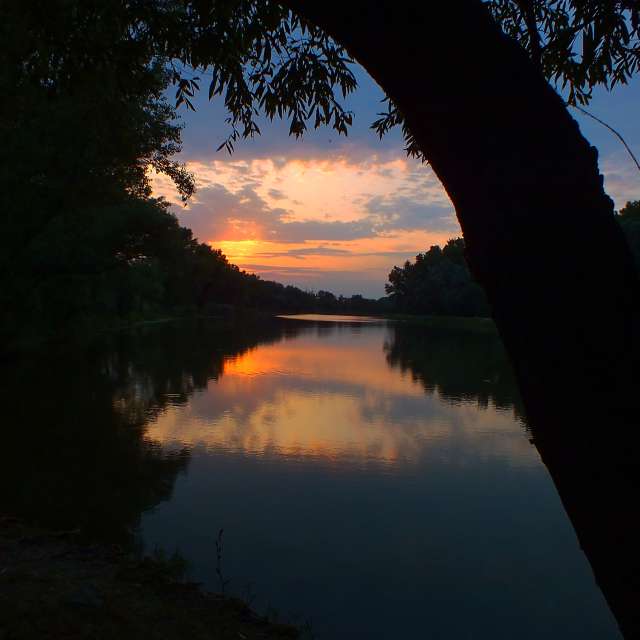 Fotos del Atardecer. Pronósticos del tiempo con hermosas fotos de Miloš_SK en Sereď