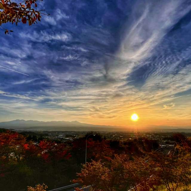 Sunset. Weather forecasts with beautiful photos by Kasumisou Photos in Saku-shi