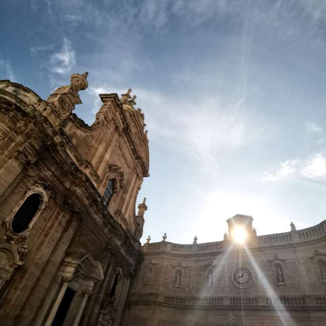 Weather forecasts with beautiful photos by Vcsaba22