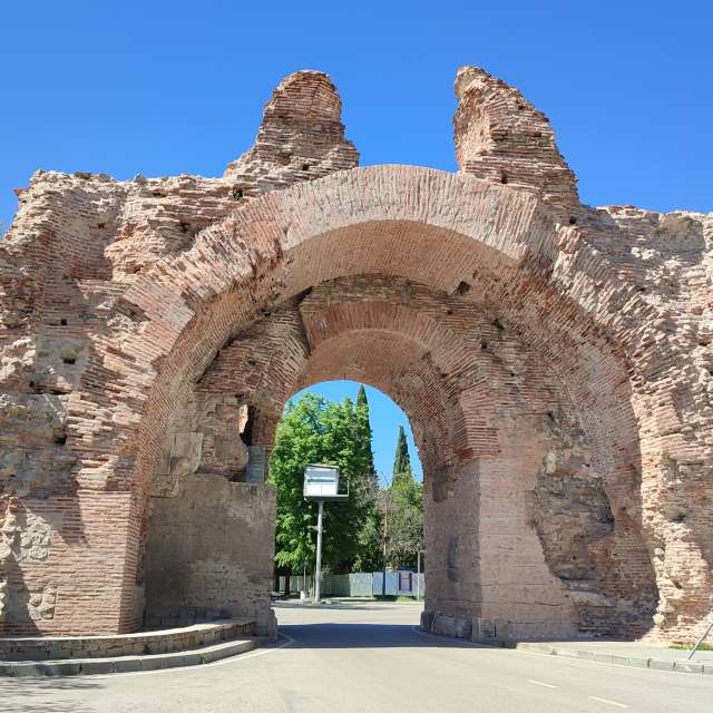 Weather forecasts with beautiful photos by lydito