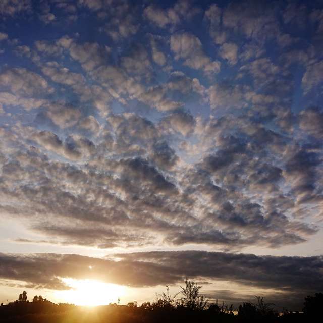 Cloudy. Weather forecasts with beautiful photos by Михаил Гавриков Photos in Kharkiv