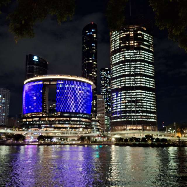 Weather forecasts with beautiful photos by bats