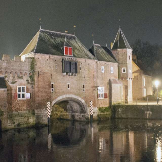 Weather forecasts with beautiful photos by Fon_Tunnissen