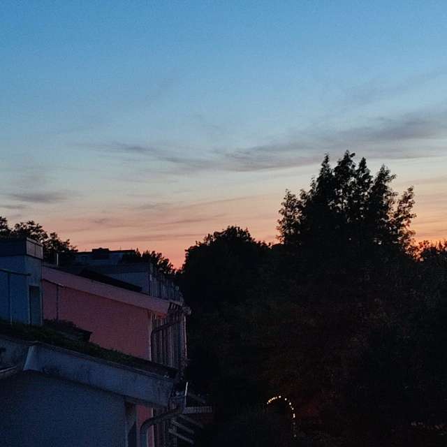 Dark. Weather forecasts with beautiful photos by Tercis Photos in Ettlingen