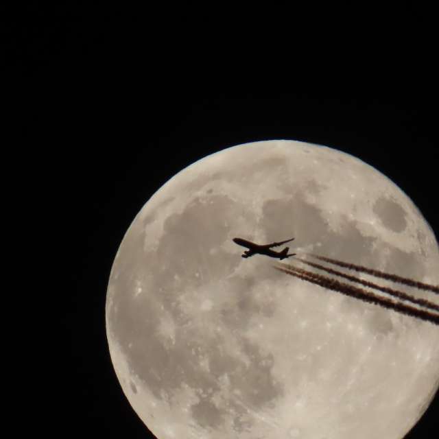 世界の天気写真. Lolliの美しい写真による天気予報