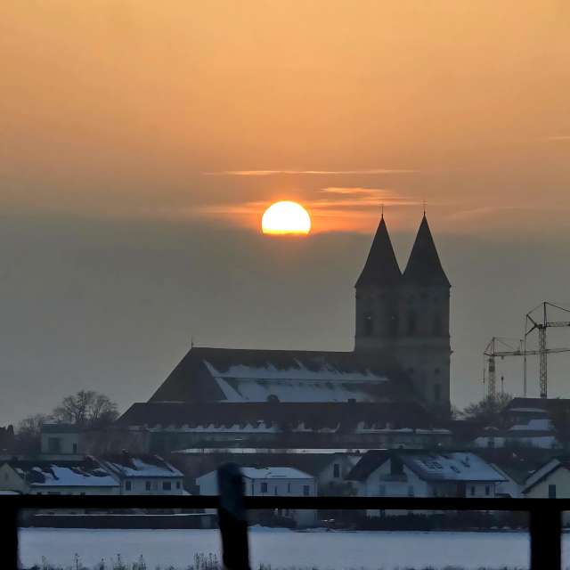 Helaの美しい写真による天気予報