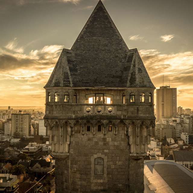 Weather forecasts with beautiful photos by marcelomdq