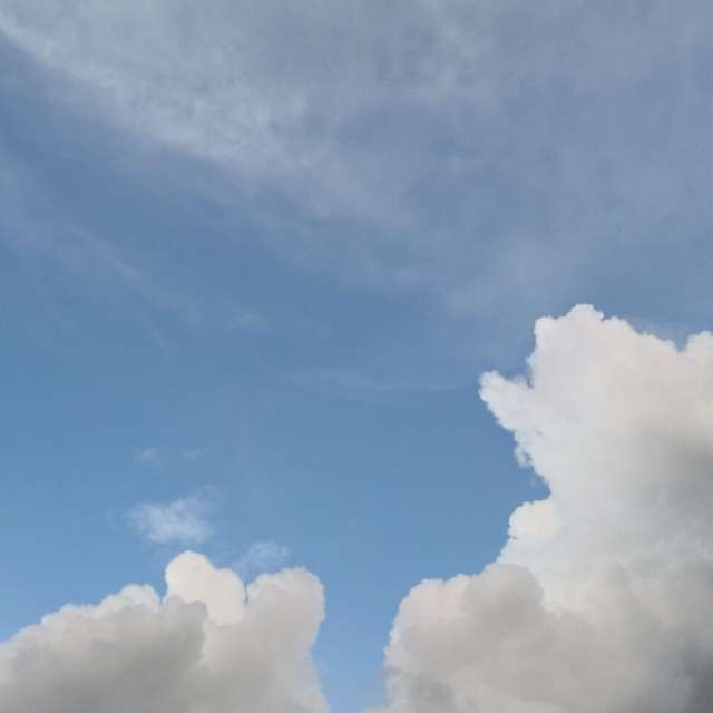 Fotos del Vapor. Pronósticos del tiempo con hermosas fotos de YanBog en București