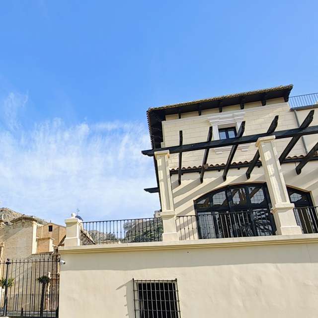 天气预报，带MSLidon精美的照片