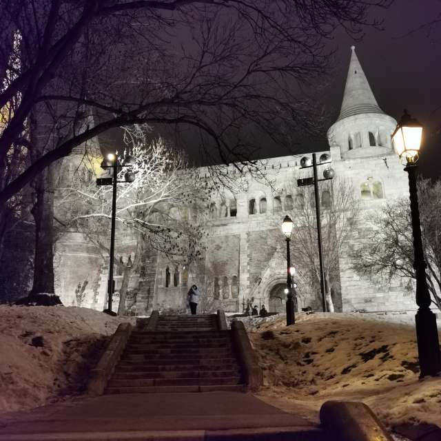 Fotos Castelo. Previsões do tempo com lindas fotos de AttilaSzilvássy em Budapeste