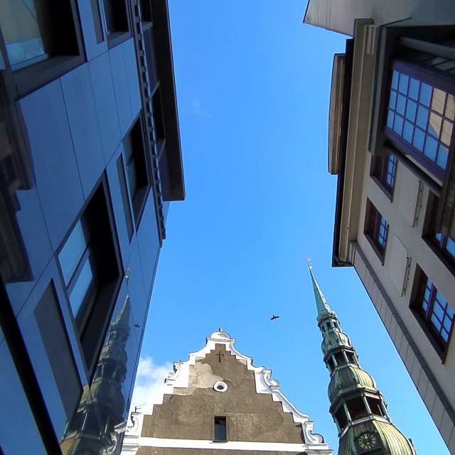 Weather forecasts with beautiful photos by Olgert