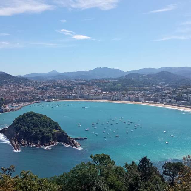 Weather forecasts with beautiful photos by Jomamarsan