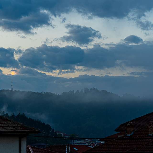 天气预报，带Cherneva精美的照片