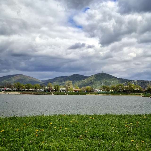 天气预报，带Aleksandar精美的照片