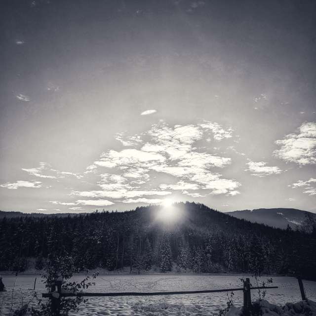 Cloudy. Weather forecasts with beautiful photos by Asarii Photos in Villach